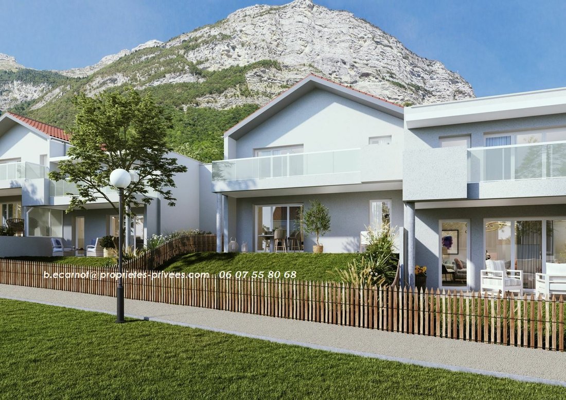 Villa in Saint-Paul-de-Varces, Auvergne-Rhône-Alpes, France 1 - 19173524
