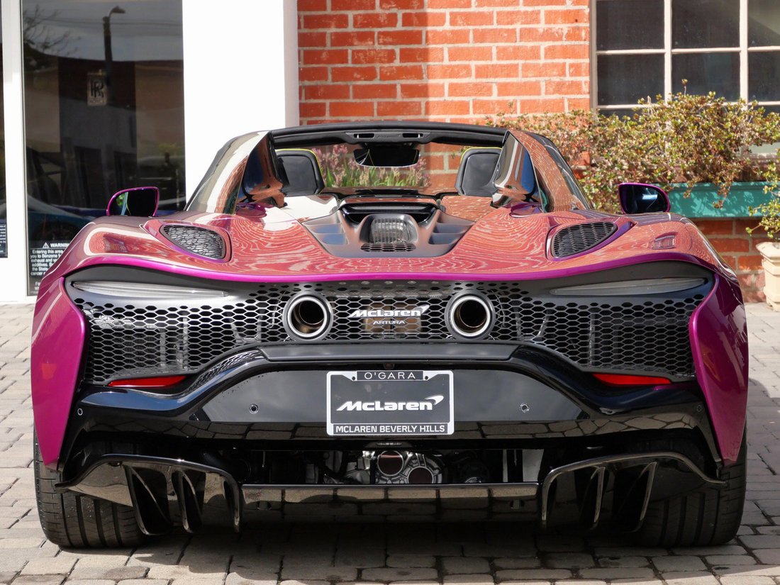 Cabriolet in Beverly Hills, CA, United States 5 - 19175323