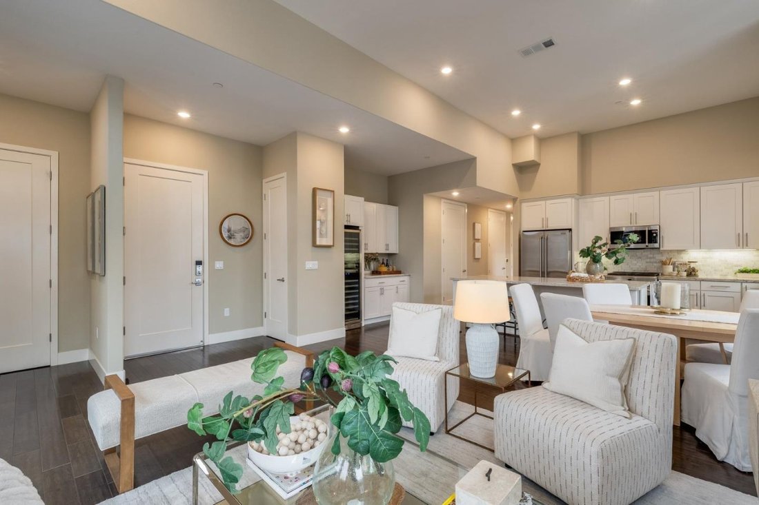 Condo in San Mateo, California, United States 5 - 19172673