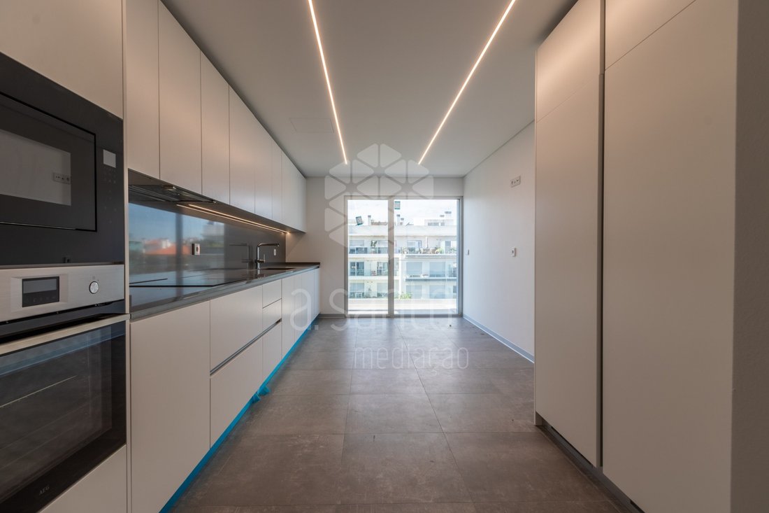 Apartment in Carcavelos e Parede, Lisbon, Portugal 5 - 16699289