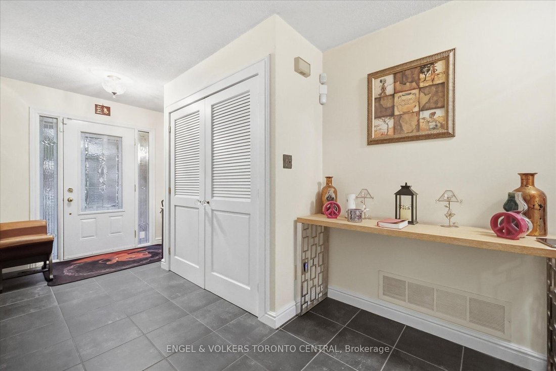 House in Ajax, Ontario, Canada 4 - 19178380