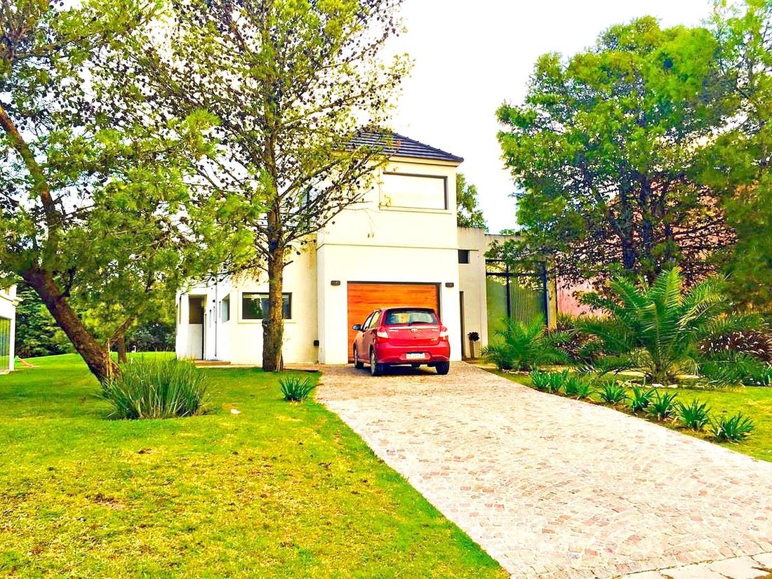 Casa en Esteban Echeverría, Provincia de Buenos Aires, Argentina 2 - 18073275