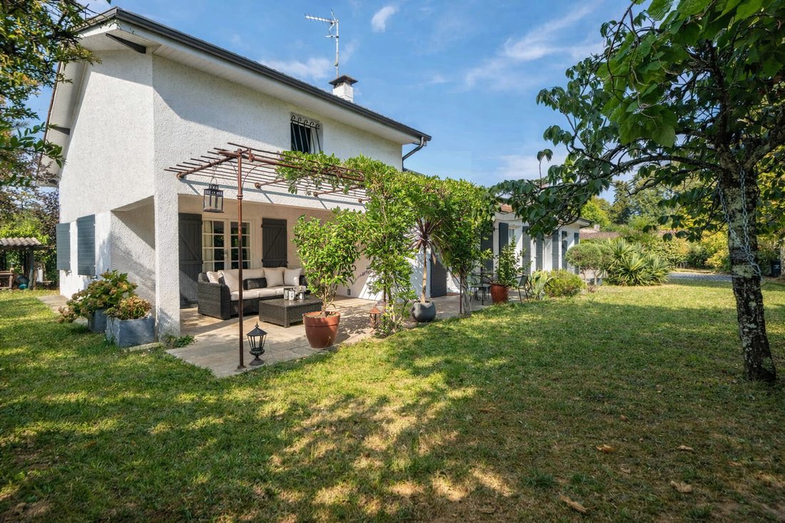Casa en Camblanes-et-Meynac, Nueva Aquitania, Francia 2 - 19170482
