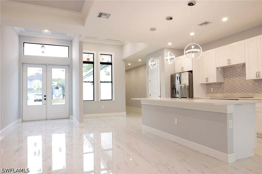 Maison à Bonita Springs, Floride, États-Unis 5 - 19171414