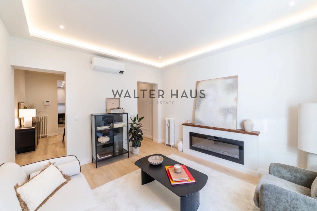 Appartamento a Retiro, Madrid, Spagna 3 - 19170363