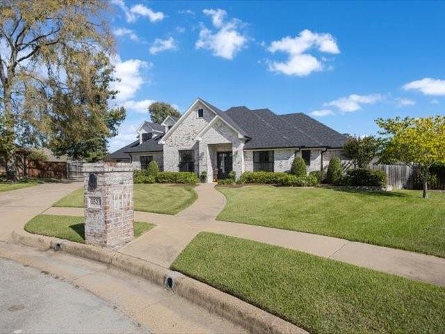 House in Tyler, Texas, United States 1 - 19169622