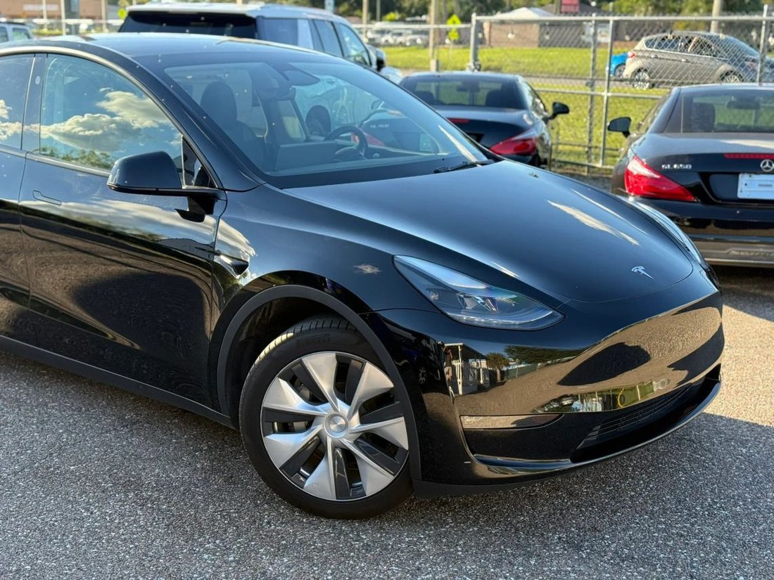 Suv in Orlando, FL, United States 2 - 19075886