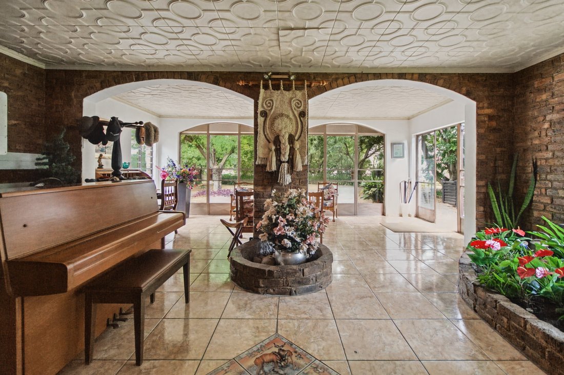 Country House in Blue Hills, Gauteng, South Africa 5 - 19174048