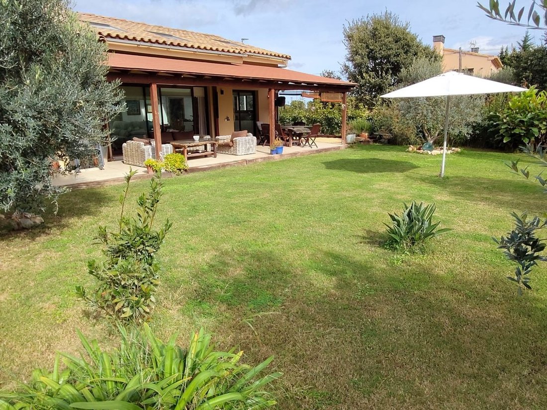 Villa in la Tallada d'Emporda, Catalonia, Spain 2 - 19163024