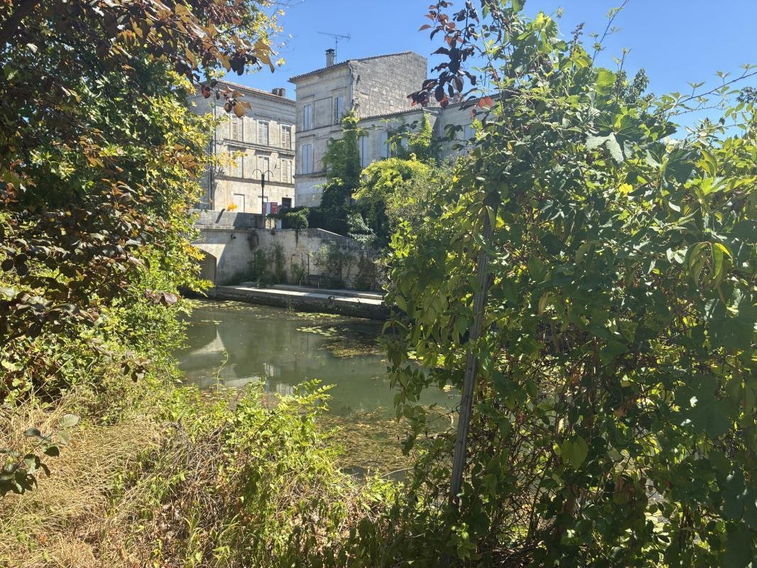 Casa a Jonzac, Nuova Aquitania, Francia 4 - 19178396