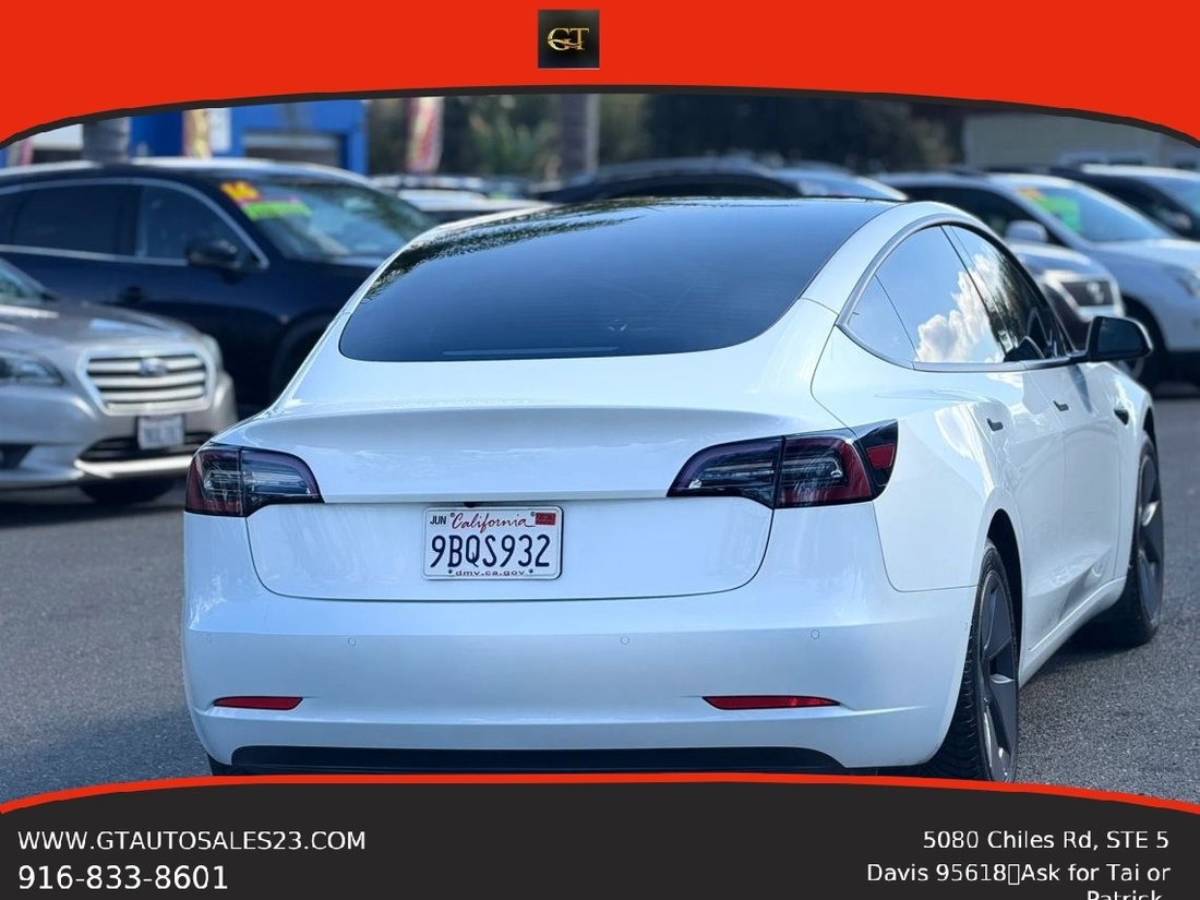Sedan in Davis, CA, United States 4 - 19173750