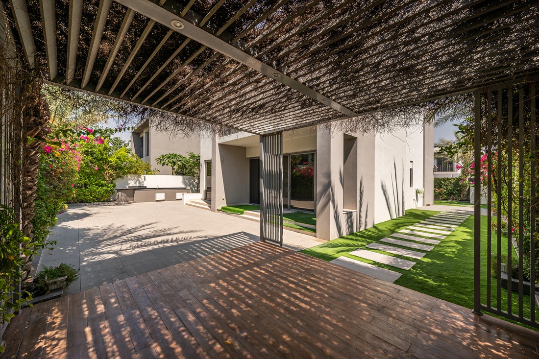 Villa en Al Wasl, Dubái, Emiratos Árabes Unidos 4 - 19181625