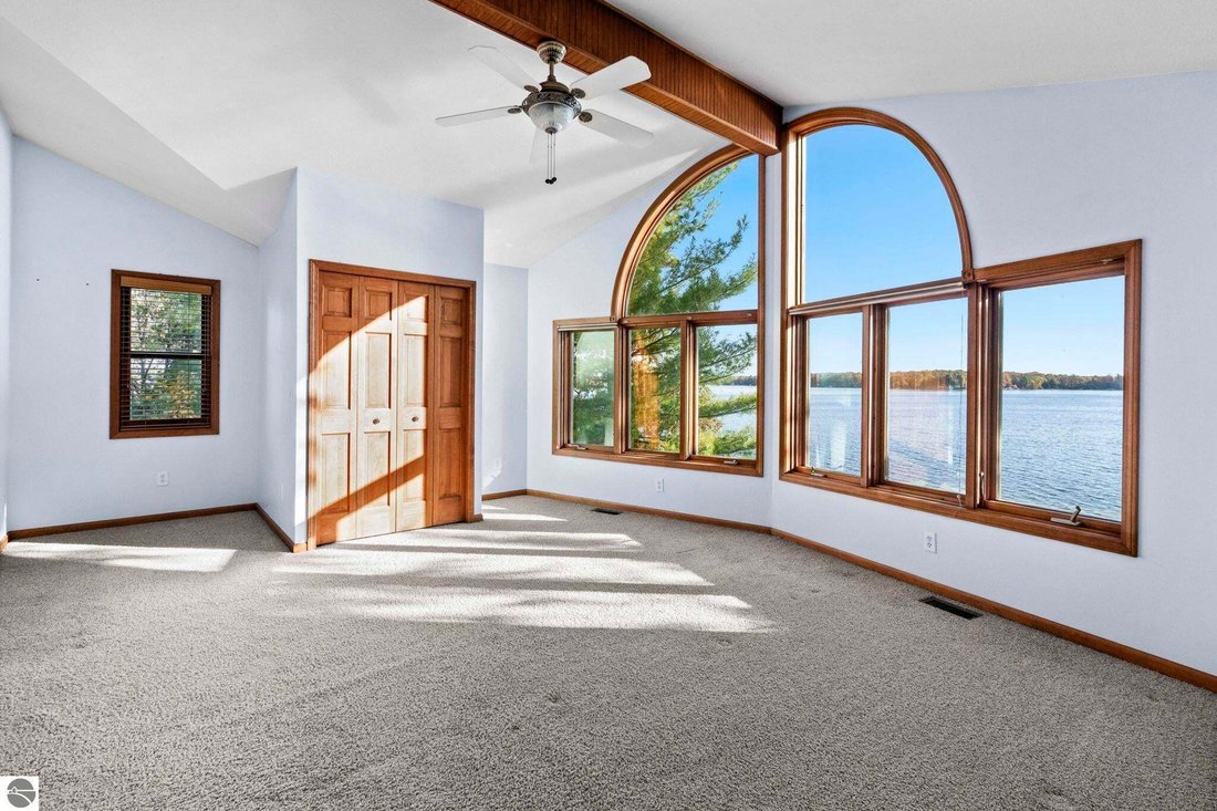 Casa en Interlochen, Míchigan, Estados Unidos 5 - 19169475