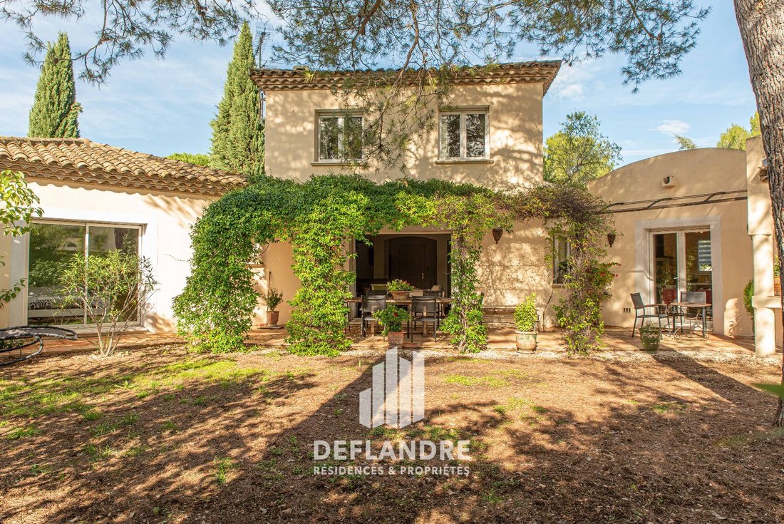 Casa en Castelnau-le-Lez, Occitania, Francia 1 - 18777837