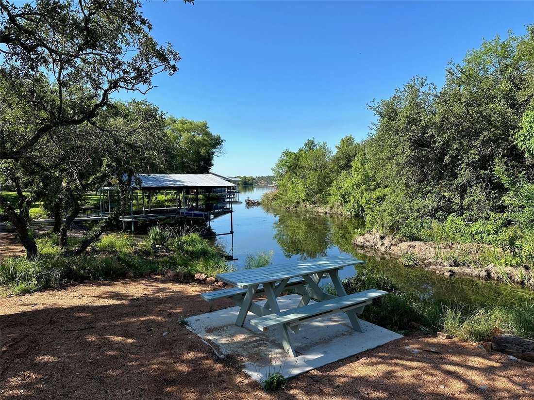 House in Burnet, Texas, United States 1 - 19172076