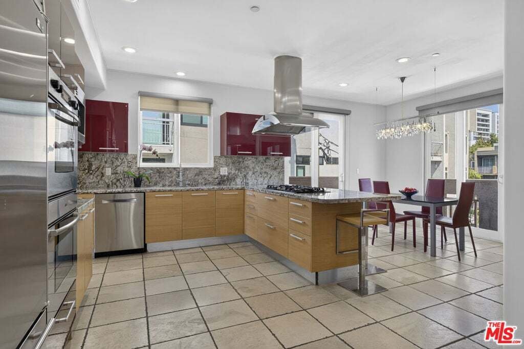 Condo in Los Angeles, California, United States 2 - 19177991