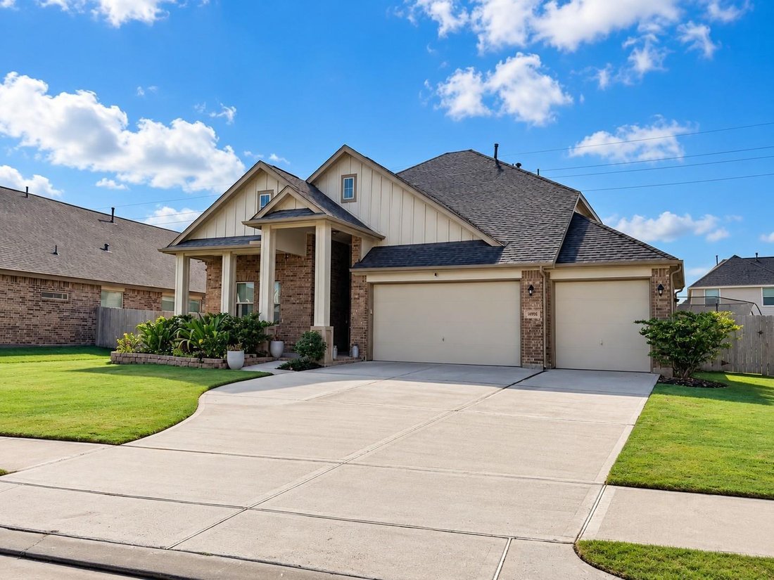House in Baytown, Texas, United States 2 - 19177029