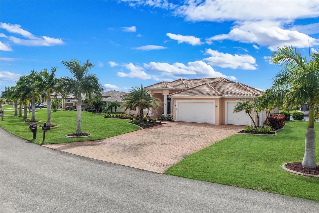 Casa a Cape Coral, Florida, Stati Uniti 2 - 19172118