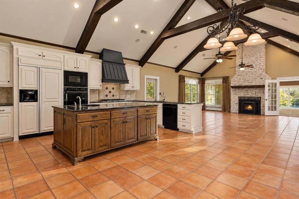 House in Pittsburg, Texas, United States 5 - 19172687
