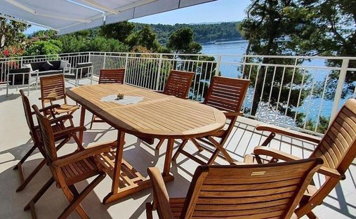 Villa en Lumbarda, Condado de Dubrovnik-Neretva, Croacia 1