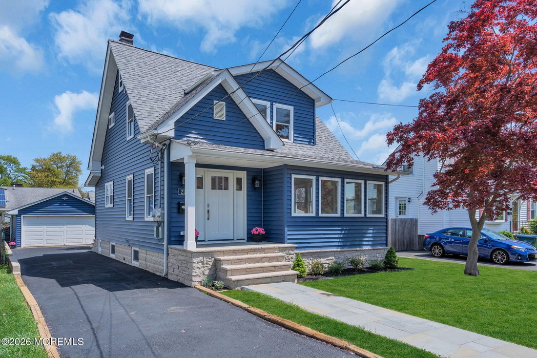 House in Metuchen, New Jersey, United States 2 - 19177947