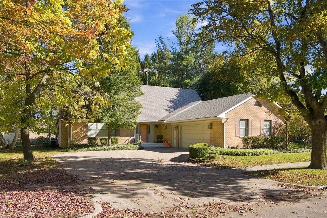 Casa a Chelsea, Michigan, Stati Uniti 1 - 19179704