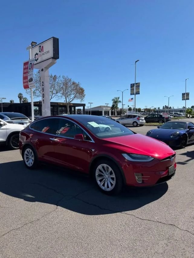 Suv in Costa Mesa, CA, United States 2 - 19178646