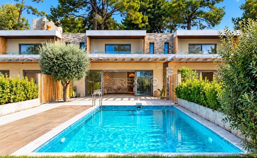 Villa in Pallini Municipal Unit, Macedonia and Thrace, Griechenland 1