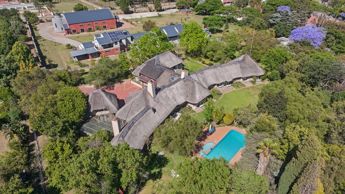 Country House in Crowthorne AH, Gauteng, South Africa 4 - 19174039