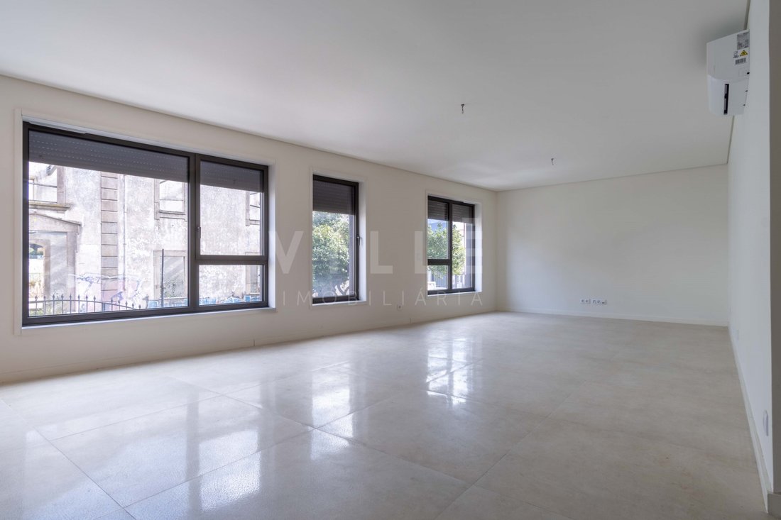 Apartment in Cedofeita, Santo Ildefonso, Se, Miragaia, Sao Nicolau e Vitoria, Porto District, Portugal 2 - 19170326