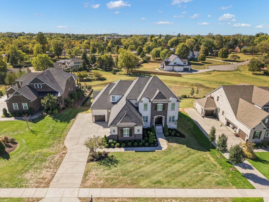 House in Gallatin, Tennessee, United States 1 - 19174604