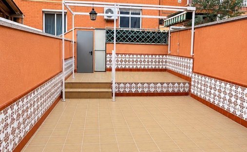 Appartamento a Cornella de Llobregat, Catalogna, Spagna 1
