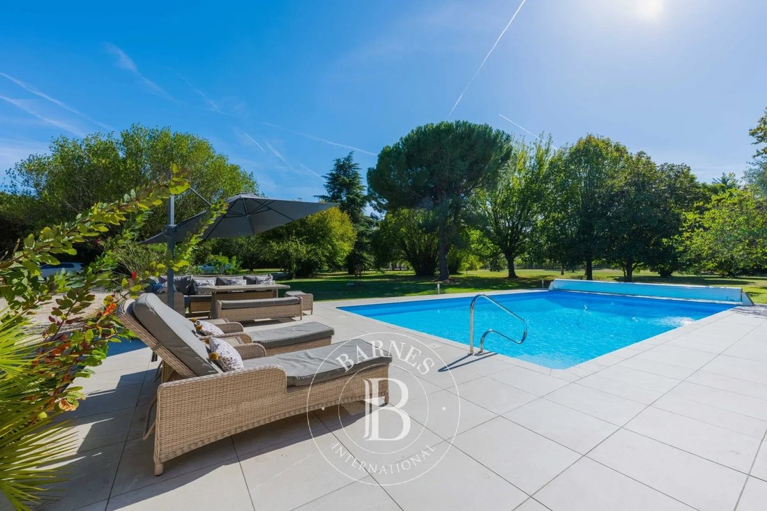 Estate in Nantillé, Nouvelle-Aquitaine, France 2 - 19169990