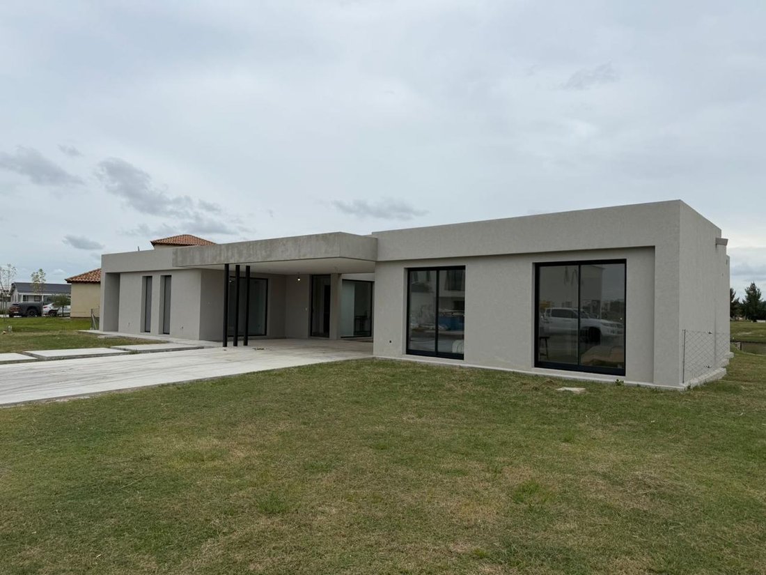 Maison à Belén de Escobar, Province de Buenos Aires, Argentine 1 - 18728079