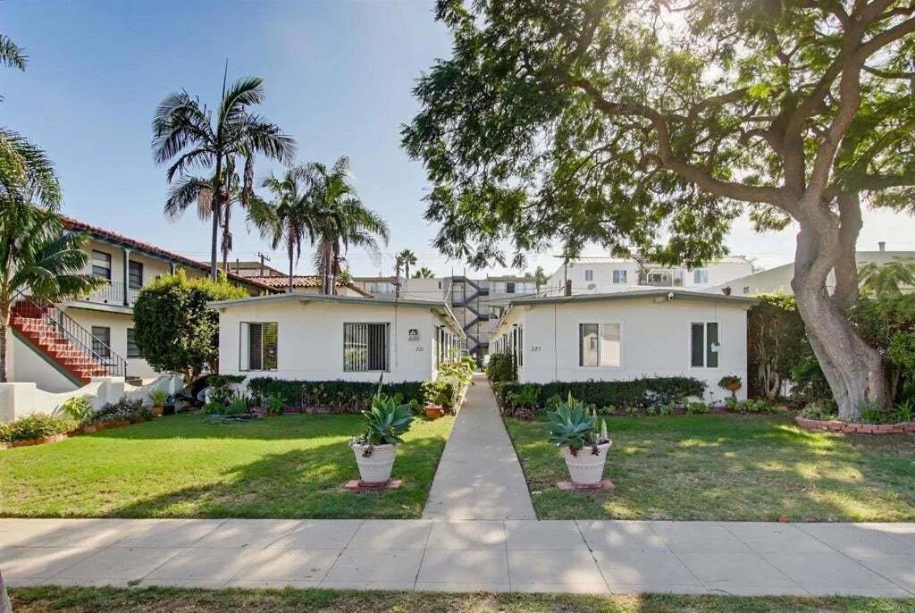 Coronado, California, United States 1 - 19179734