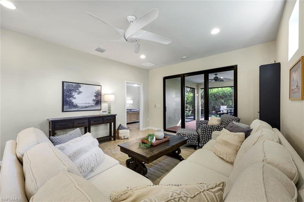Condo in Naples, Florida, United States 3 - 19175625