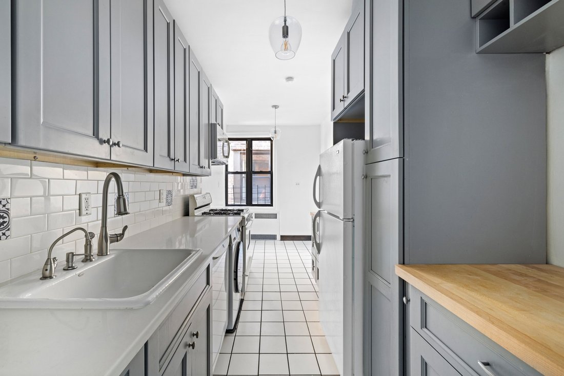 Co Op in New York, New York, United States 3 - 19173163