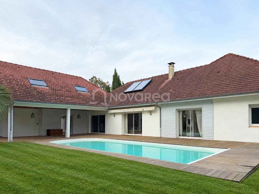 Casa a Artiguelouve, Nuova Aquitania, Francia 1 - 19169941