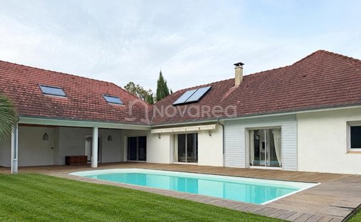 Haus in Artiguelouve, Neu-Aquitanien, Frankreich 1