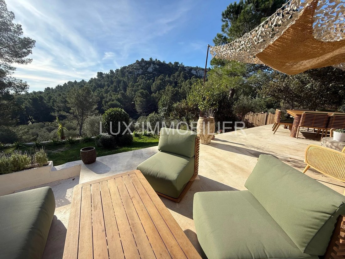 House in Les Baux-de-Provence, Provence-Alpes-Côte d'Azur, France 2 - 19145361