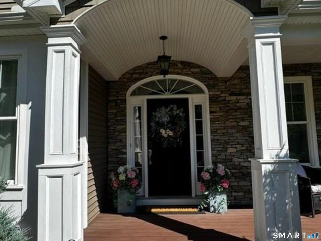 House in Southington, Connecticut, United States 2 - 19174675