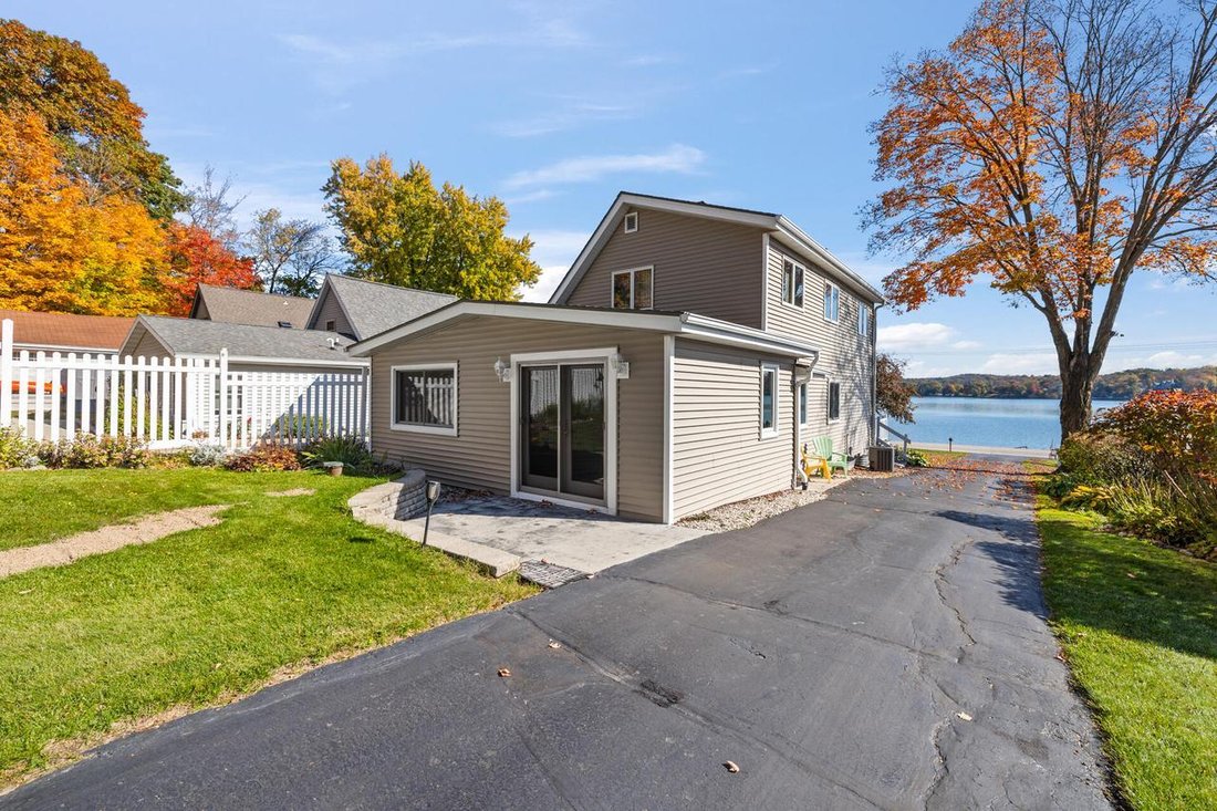House in Hartford, Wisconsin, United States 4 - 19172286