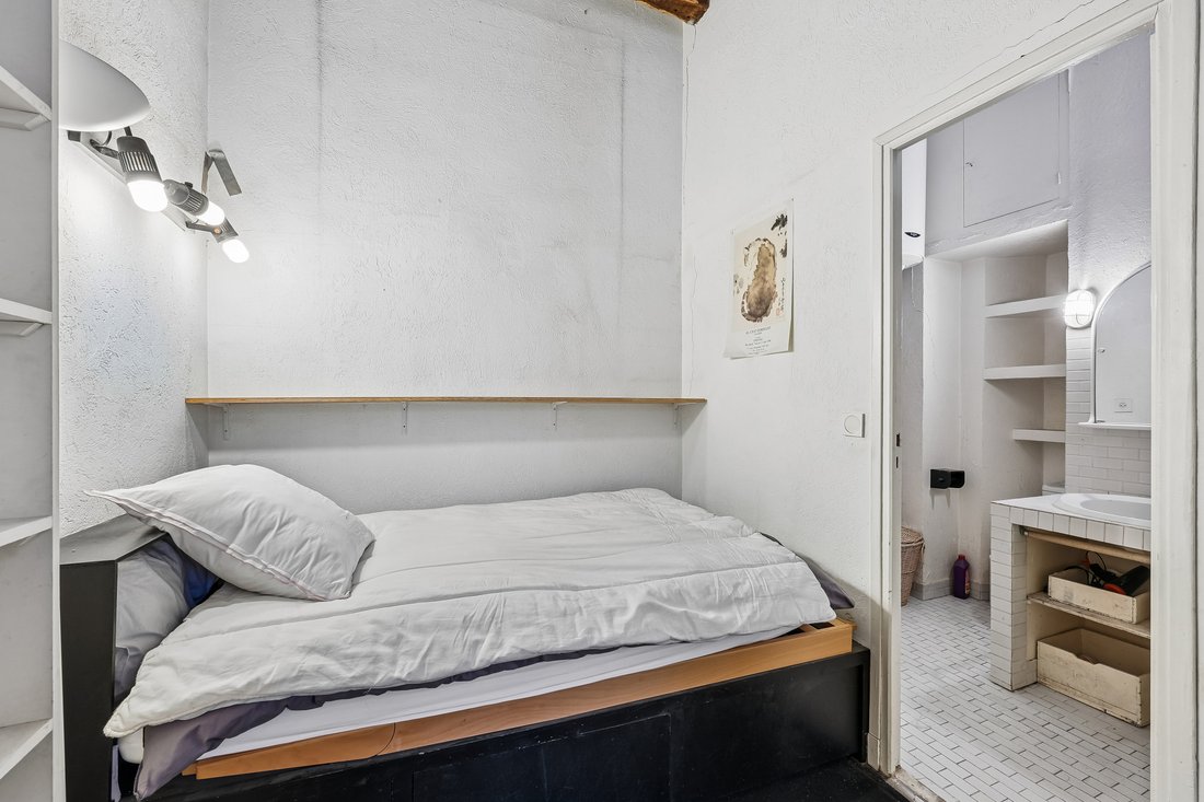 Apartment in Arts et Métiers, Paris 3e Arrondissement, Paris 4 - 19170327