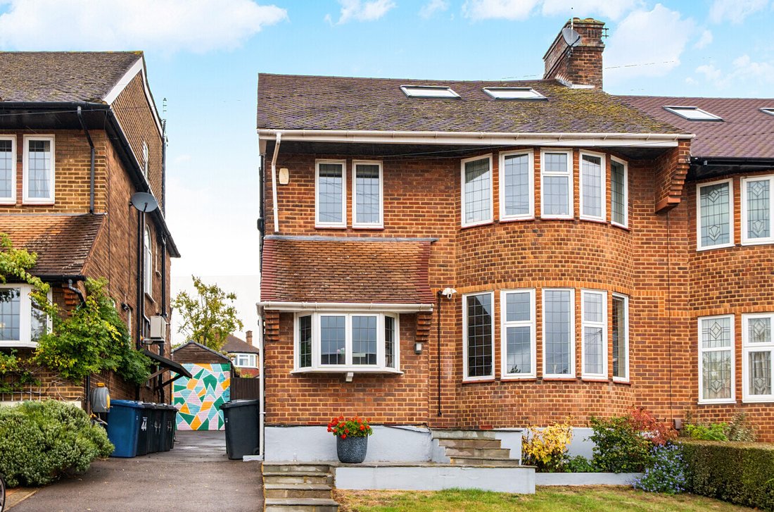 House in Barnet, England 1 - 19171723