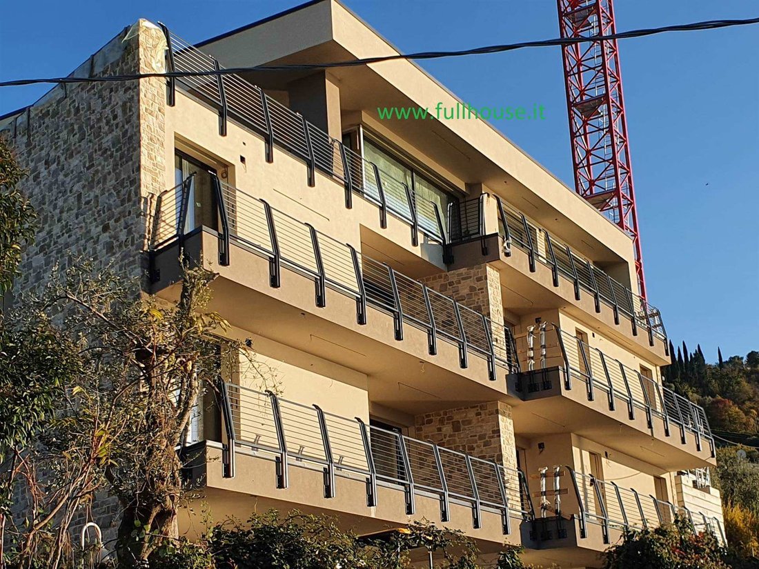 Appartement à Torri del Benaco, Vénétie, Italie 2 - 19173283