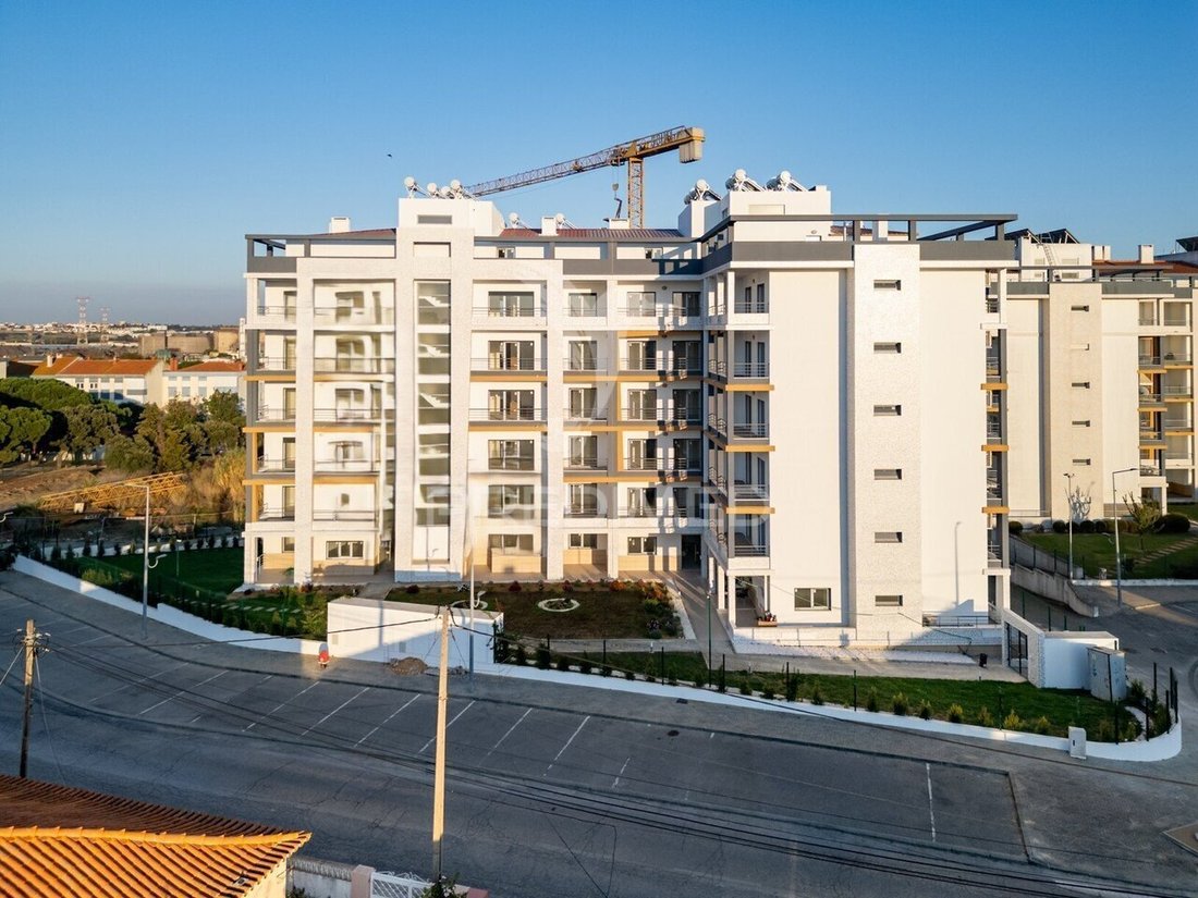 Apartamento en Seixal, Arrentela y Aldeia de Paio Pires, Setúbal Municipality, Portugal 1 - 19179842