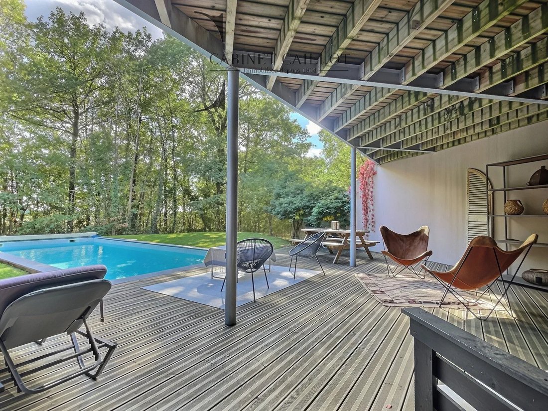 House in Saint-Georges-des-Coteaux, Nouvelle-Aquitaine, France 3 - 19169884