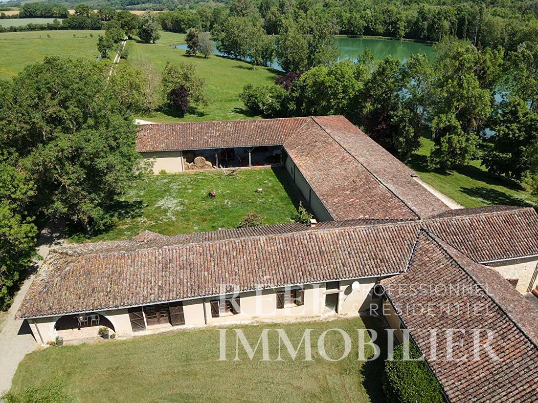 Villa in Ordan-Larroque, Occitania, France 3 - 19173525