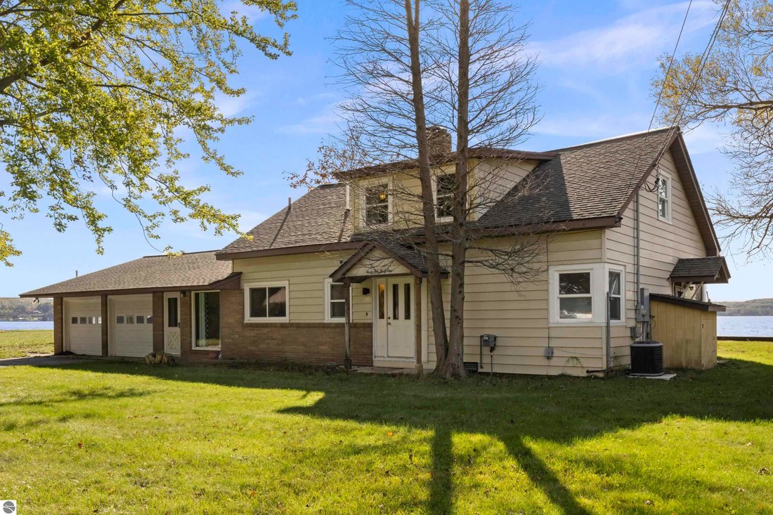 House in Onekama, Michigan, United States 4 - 19179273