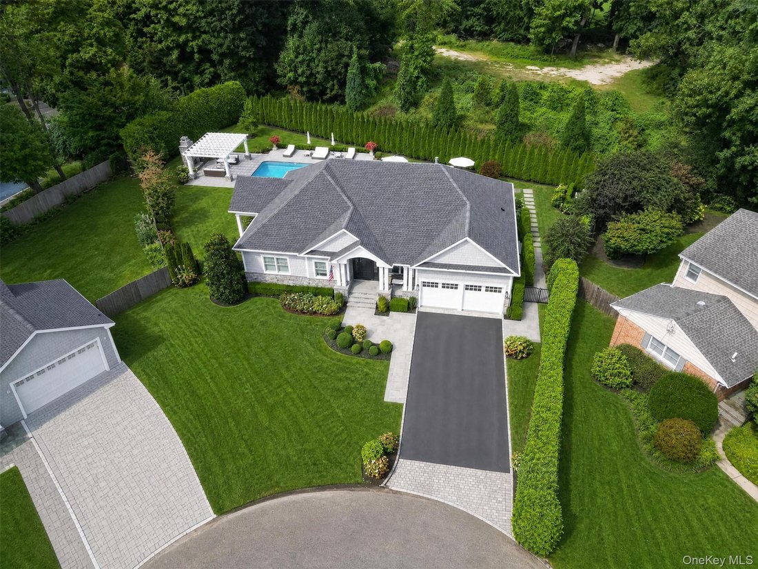 House in Locust Valley, New York, United States 2 - 19171607